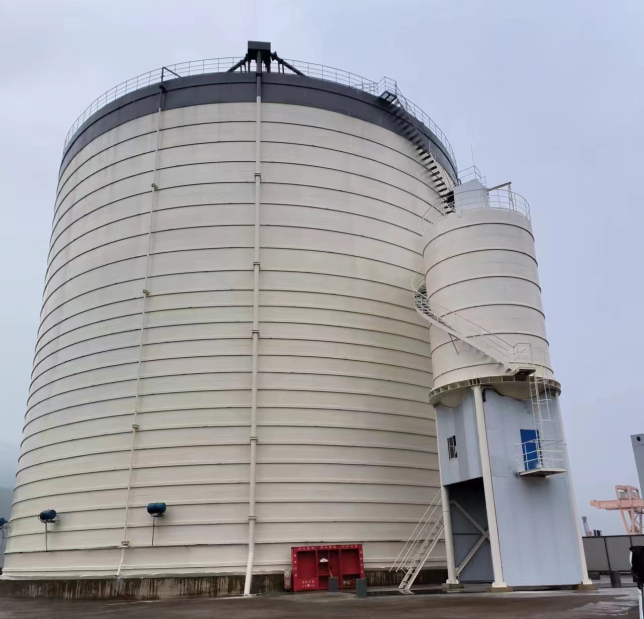 湘桥10万吨水泥钢板库